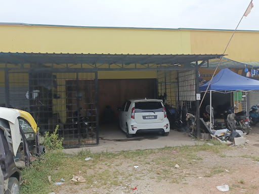 Kedai Cat Kereta Bendang Morak