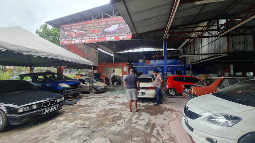 Pusat Mengecat dan Repair Kereta Sri Rampai