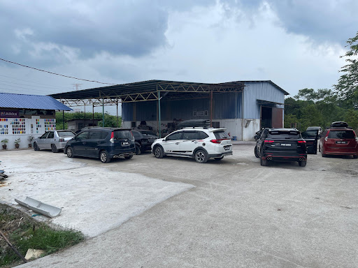 Auto paint shop Melaka & body work Melaka & cat kereta Melaka & touchup kereta Melaka & bengkel cat tanjung minyak