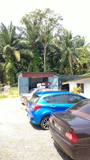 BENGKEL CAT KERETA ZAM