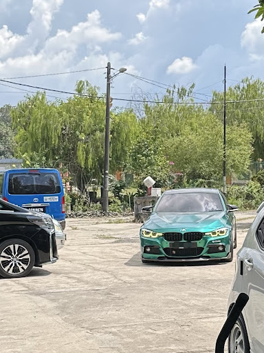 LUCKY CAR SPRAY PAINTING & KNOCKING