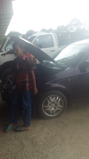 Ming Fung Tyres & Auto Service Centre