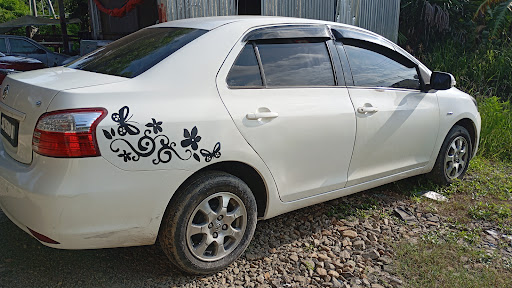 Bengkel kereta Kabogan, Semporna, Sabah. (si Janggut)
