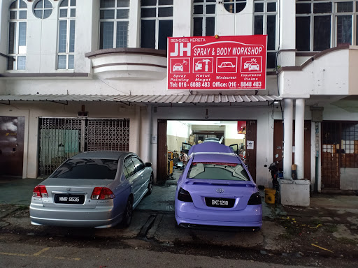 J.H SPRAY & BODY WORKSHOP