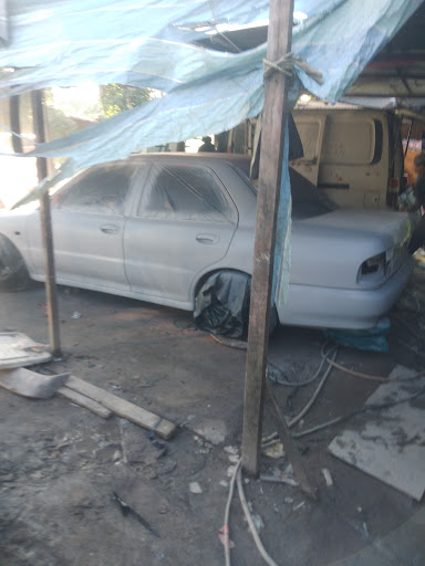 Bengkel Badan & Cat Kereta