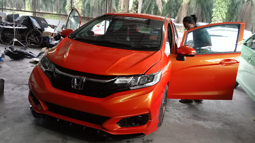 prima auto spray painting