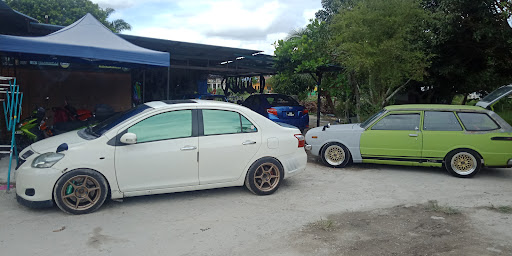 Kedai cat kereta dan body work Makhangsmartshop