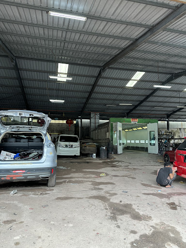 Bengkel Mengecat Kereta Yong Lee