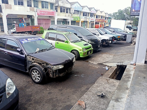 ONE HEART GARAGE KLUANG