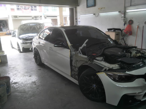 Bengkel Menyebur Motor Su Seng