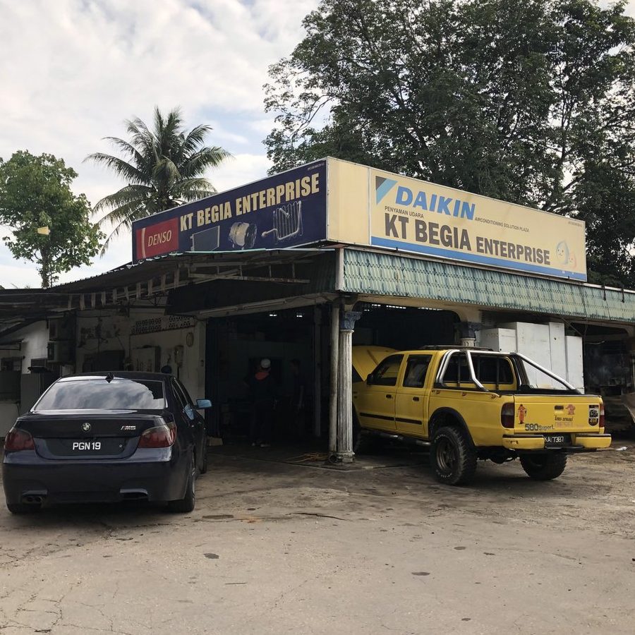 wei seng bengkel cat kereta car spray painting